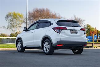 2016 Honda Vezel - Thumbnail