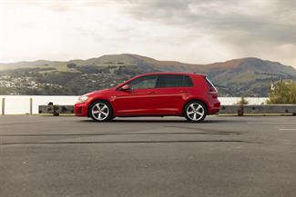 2014 Volkswagen Golf GTI - Thumbnail