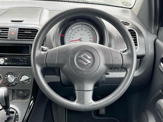 2012 Suzuki SPLASH - Thumbnail