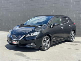 2019 Nissan LEAF - Thumbnail