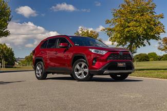 2021 Toyota RAV4 - Thumbnail