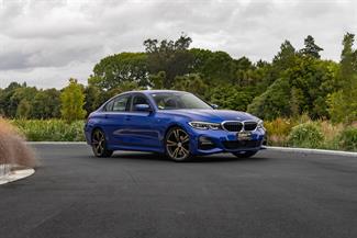 2019 BMW 320i - Thumbnail