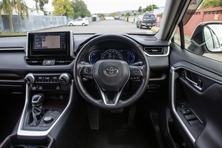 2019 Toyota RAV4 - Thumbnail