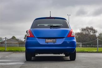 2014 Suzuki Swift - Thumbnail