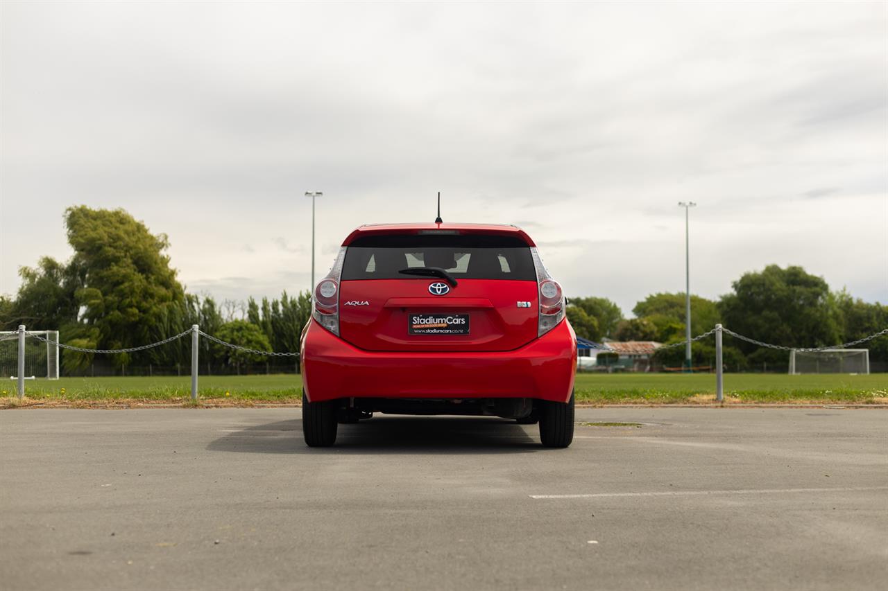 2014 Toyota AQUA