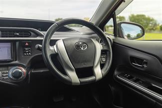 2014 Toyota AQUA - Thumbnail