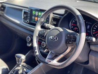 2019 Kia Rio - Thumbnail