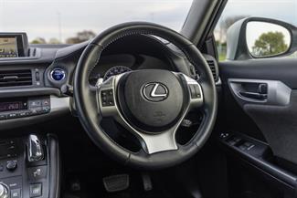 2012 Lexus CT200h - Thumbnail