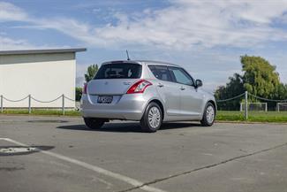 2014 Suzuki Swift - Thumbnail