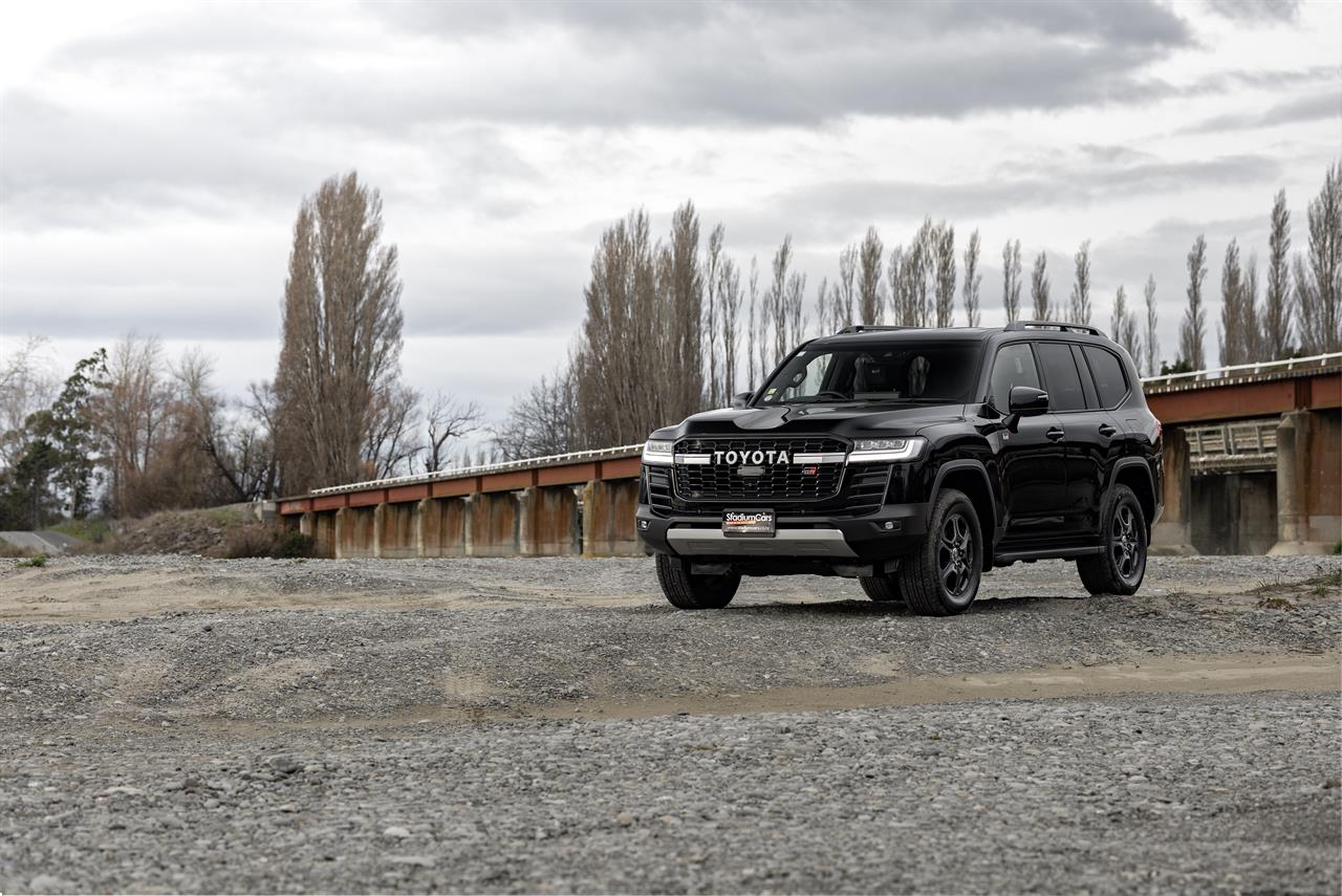 2023 Toyota Landcruiser