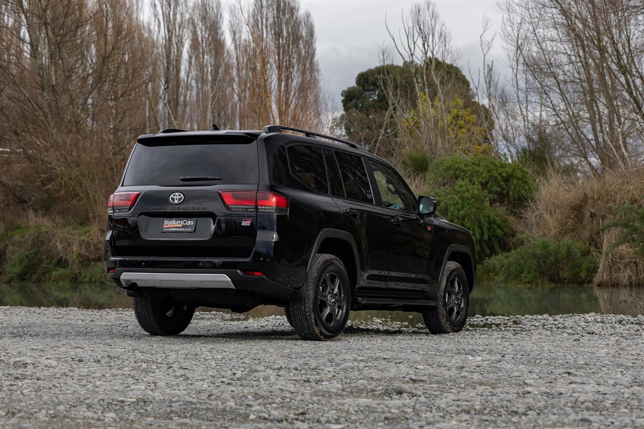 2023 Toyota Landcruiser