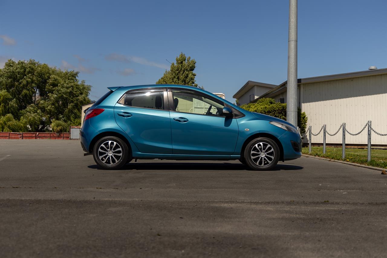 2012 Mazda Demio