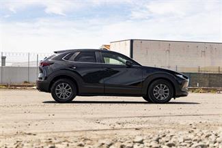 2020 Mazda Cx-30 - Thumbnail