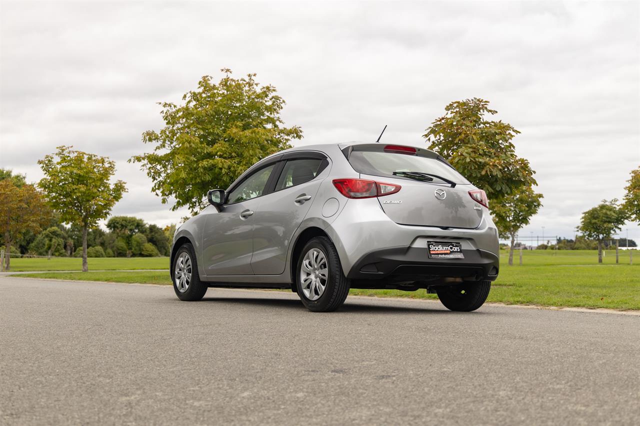 2015 Mazda Demio