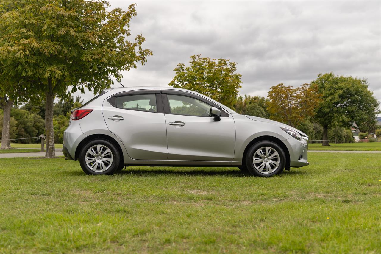 2015 Mazda Demio