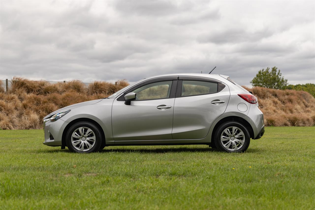 2015 Mazda Demio