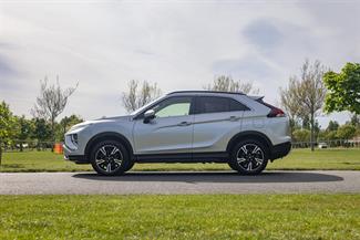 2023 Mitsubishi Eclipse Cross - Thumbnail