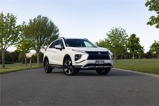 2023 Mitsubishi Eclipse Cross - Thumbnail