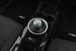 2018 Nissan Leaf - Thumbnail