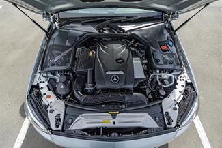 2017 Mercedes-Benz C200 - Thumbnail