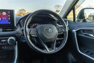 2019 Toyota RAV4 - Thumbnail