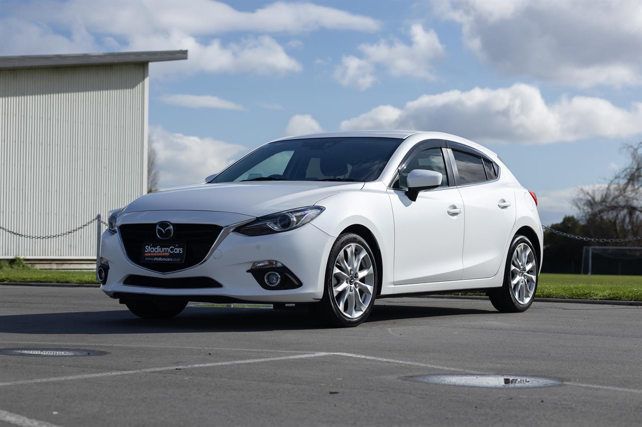 2013 Mazda Axela