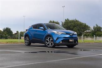 2017 Toyota C-HR - Thumbnail