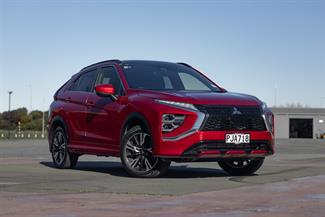 2022 Mitsubishi Eclipse Cross - Thumbnail