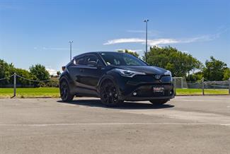 2018 Toyota C-HR - Thumbnail