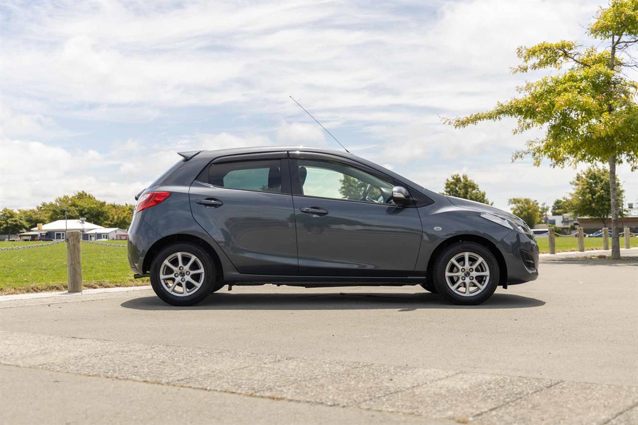 2012 Mazda Demio