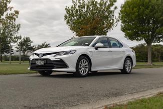 2023 Toyota Camry - Thumbnail