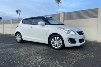 2015 Suzuki Swift - Thumbnail