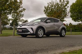 2020 Toyota C-HR - Thumbnail