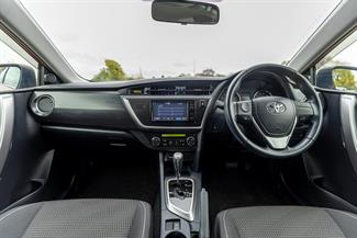 2014 Toyota Auris - Thumbnail