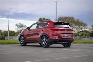 2017 Kia Sportage - Thumbnail