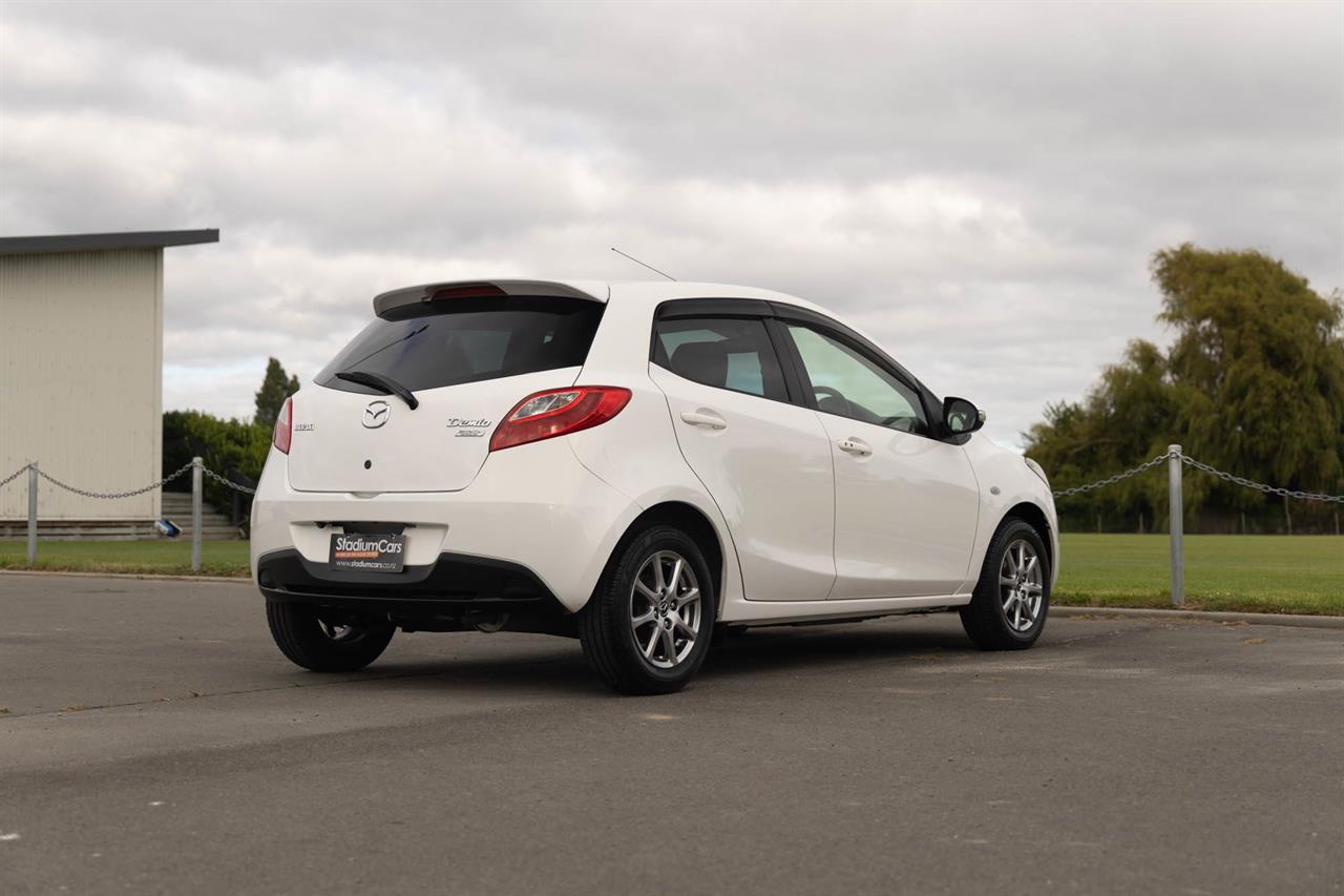 2013 Mazda Demio