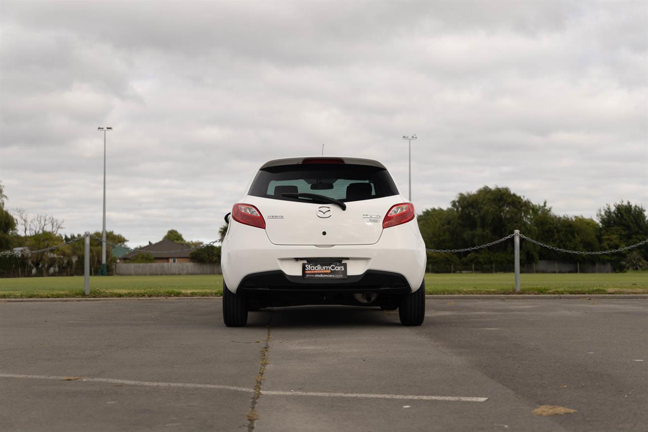 2013 Mazda Demio