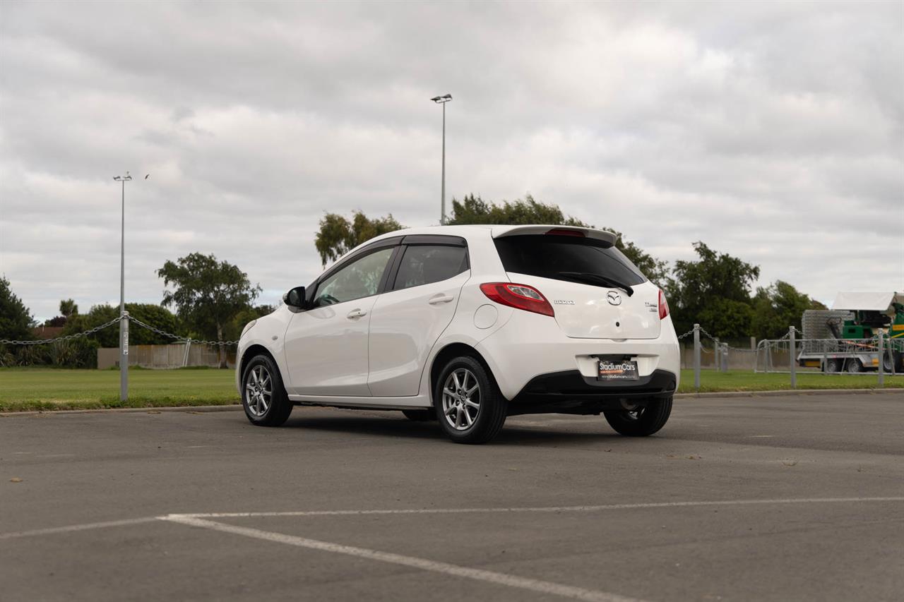 2013 Mazda Demio