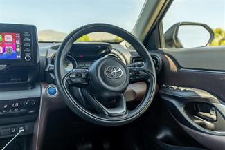 2022 Toyota Yaris - Thumbnail