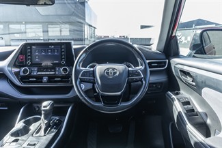 2021 Toyota Highlander - Thumbnail