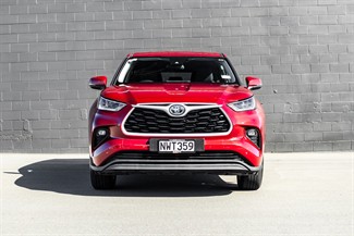 2021 Toyota Highlander - Thumbnail