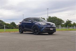 2020 Toyota C-HR - Thumbnail