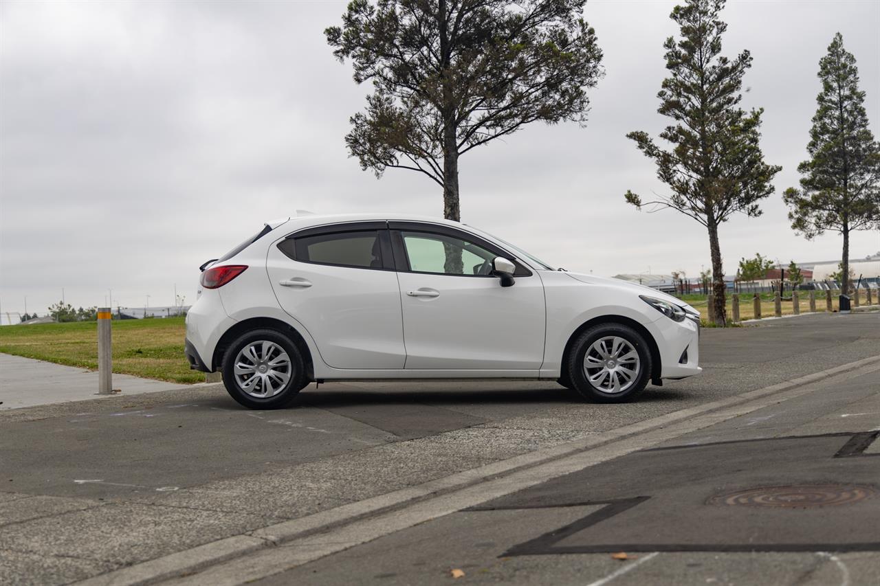 2018 Mazda Demio