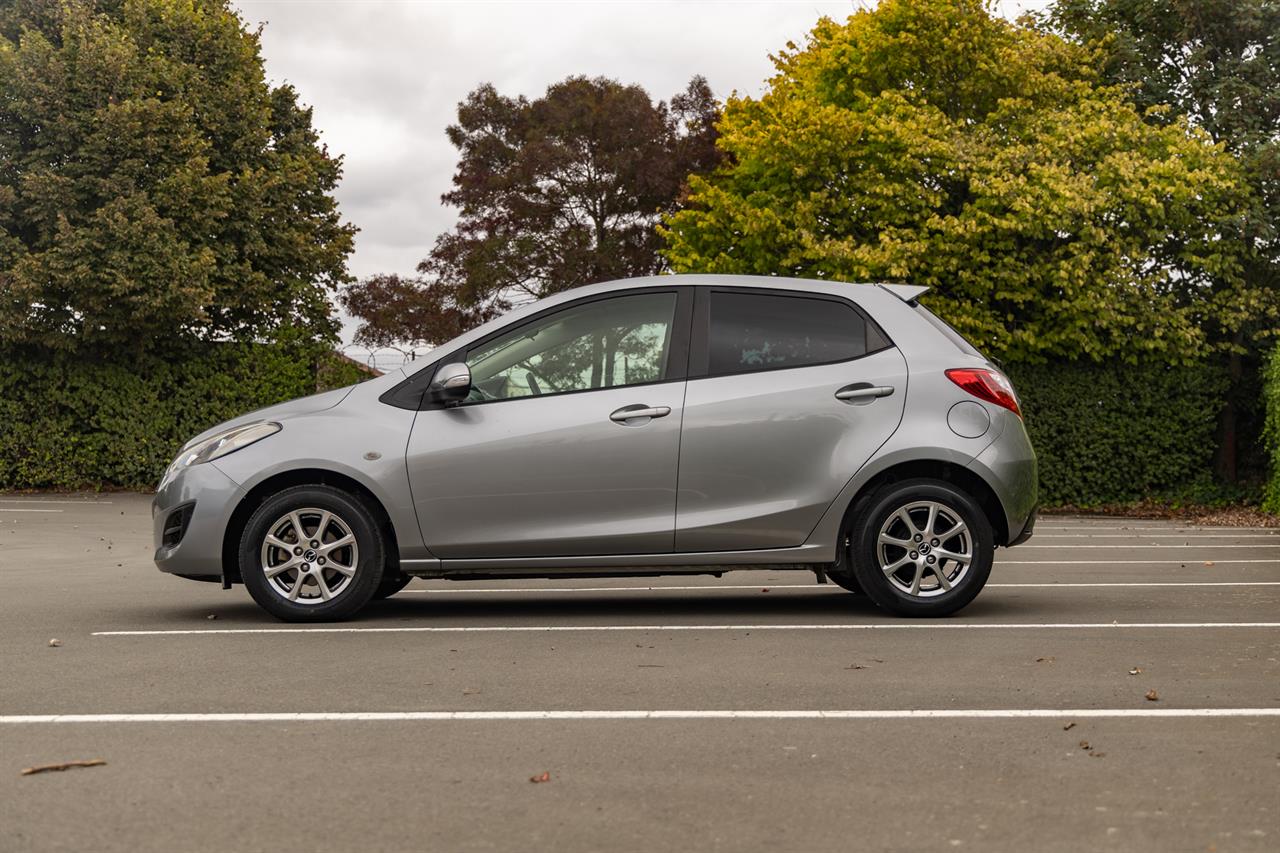 2014 Mazda Demio