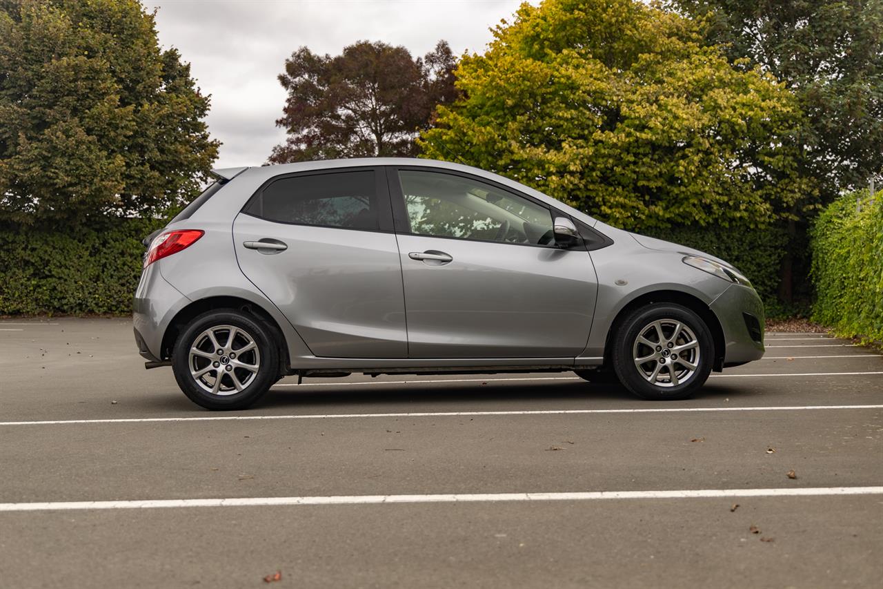 2014 Mazda Demio