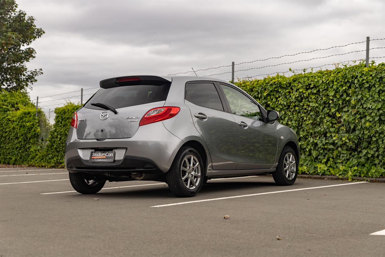 2014 Mazda Demio