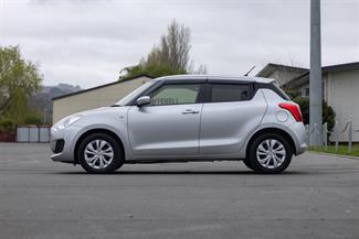 2017 Suzuki Swift - Thumbnail