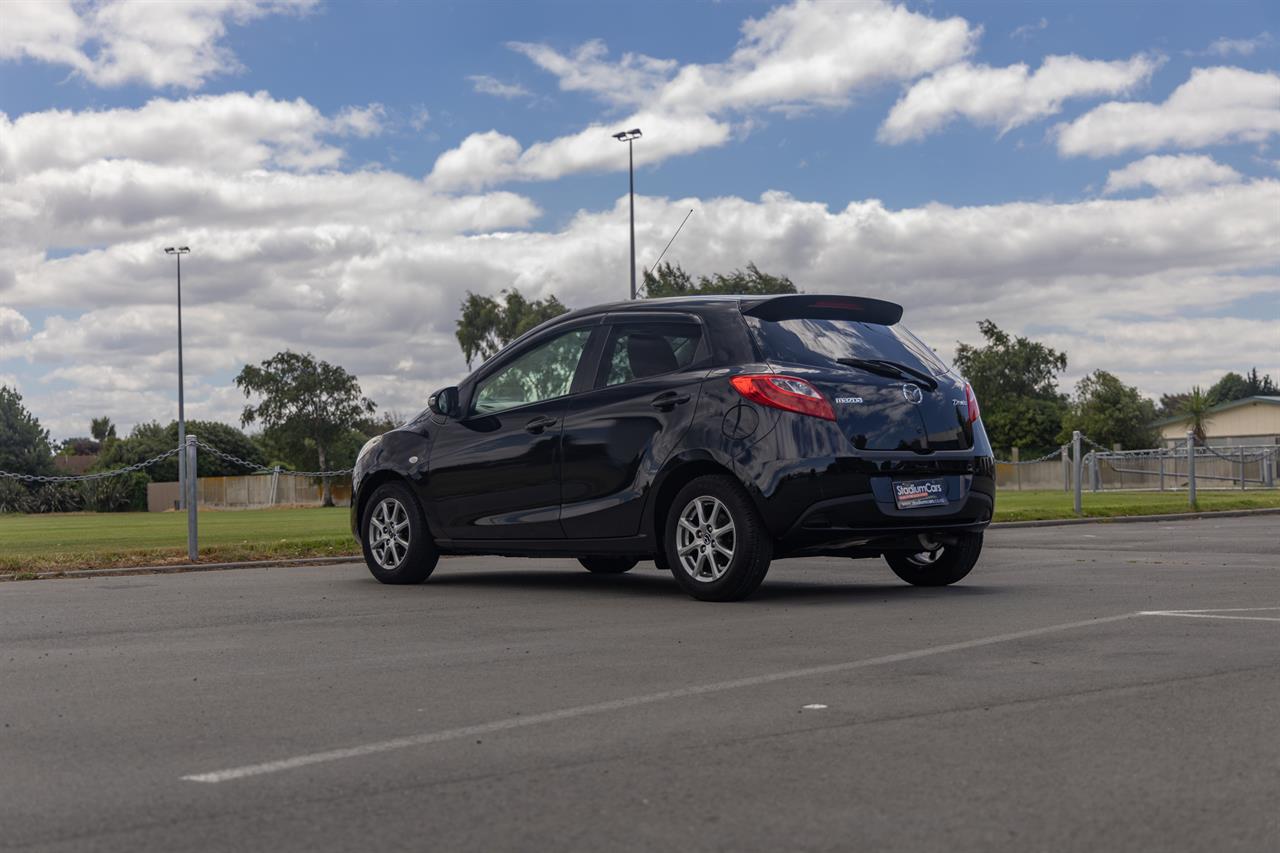 2014 Mazda Demio