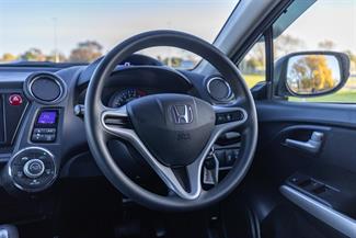 2014 Honda INSIGHT - Thumbnail