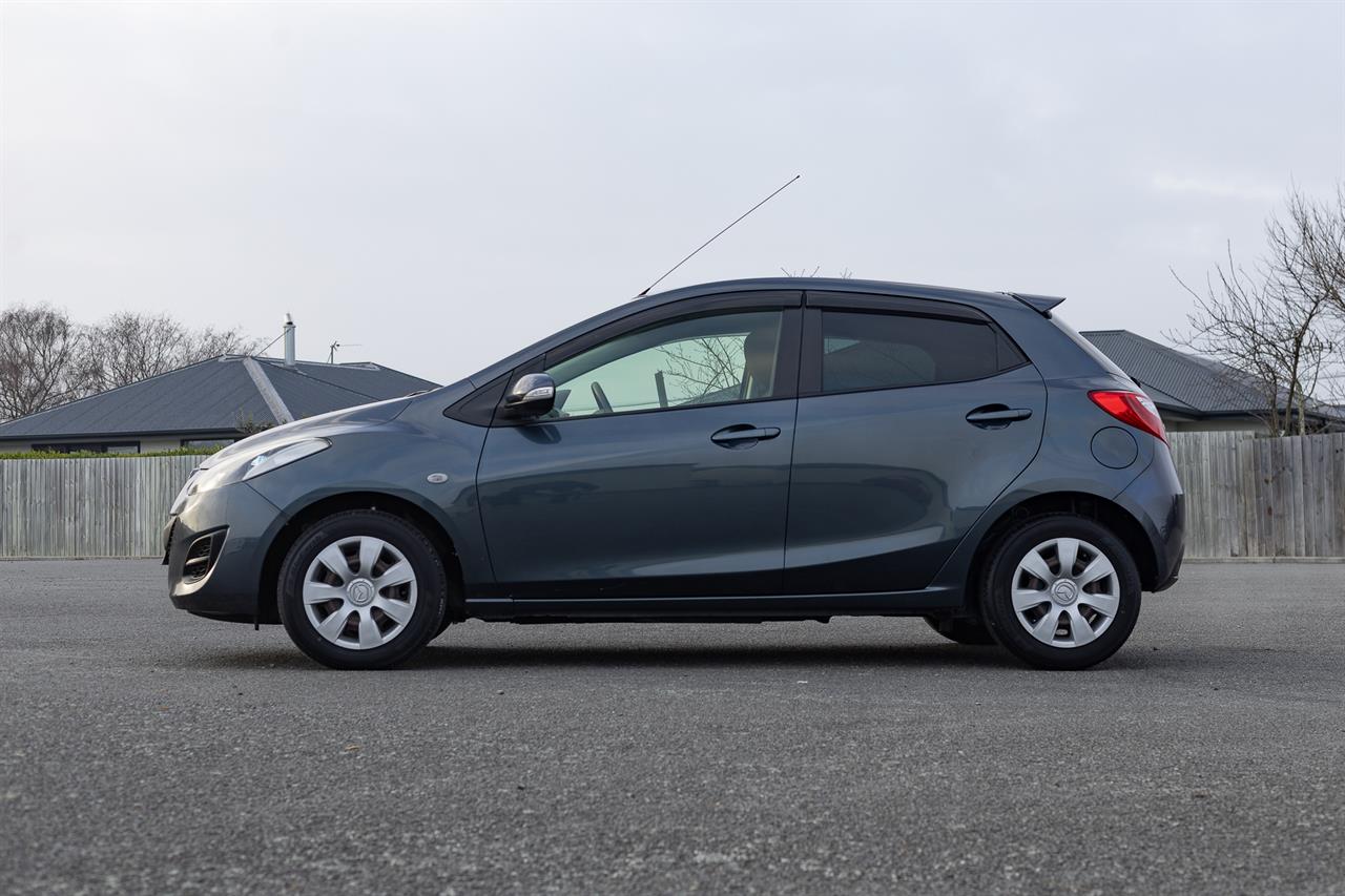 2012 Mazda Demio